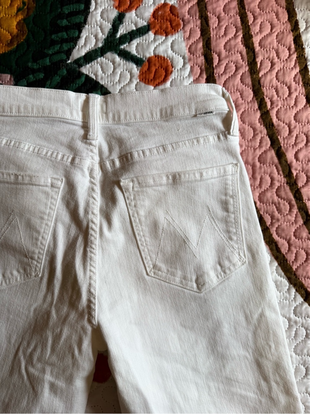 MOTHER White Straight-Leg High-Rise Jeans - Picture 4 of 7